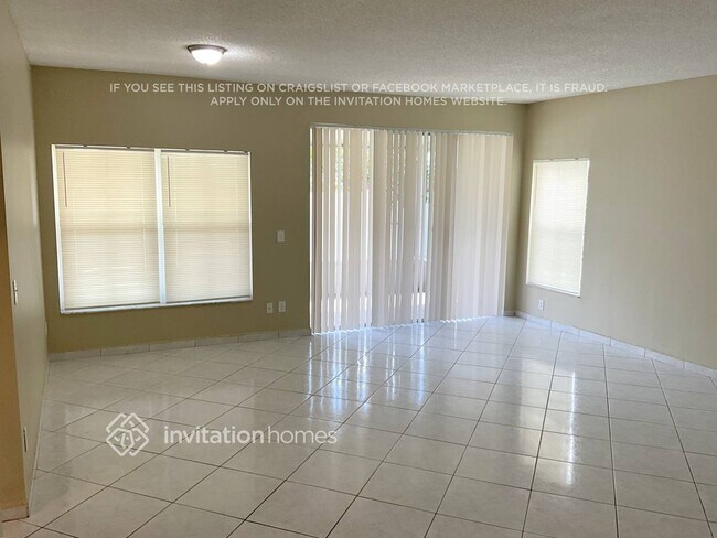 Foto del edificio - 164 NW 207th Terrace