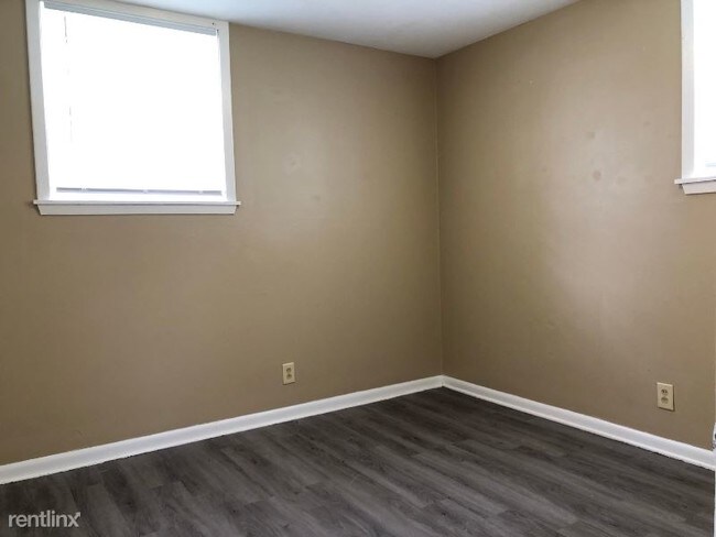 Building Photo - 2 br, 1 bath Apartment - 6125 Bedford Ave