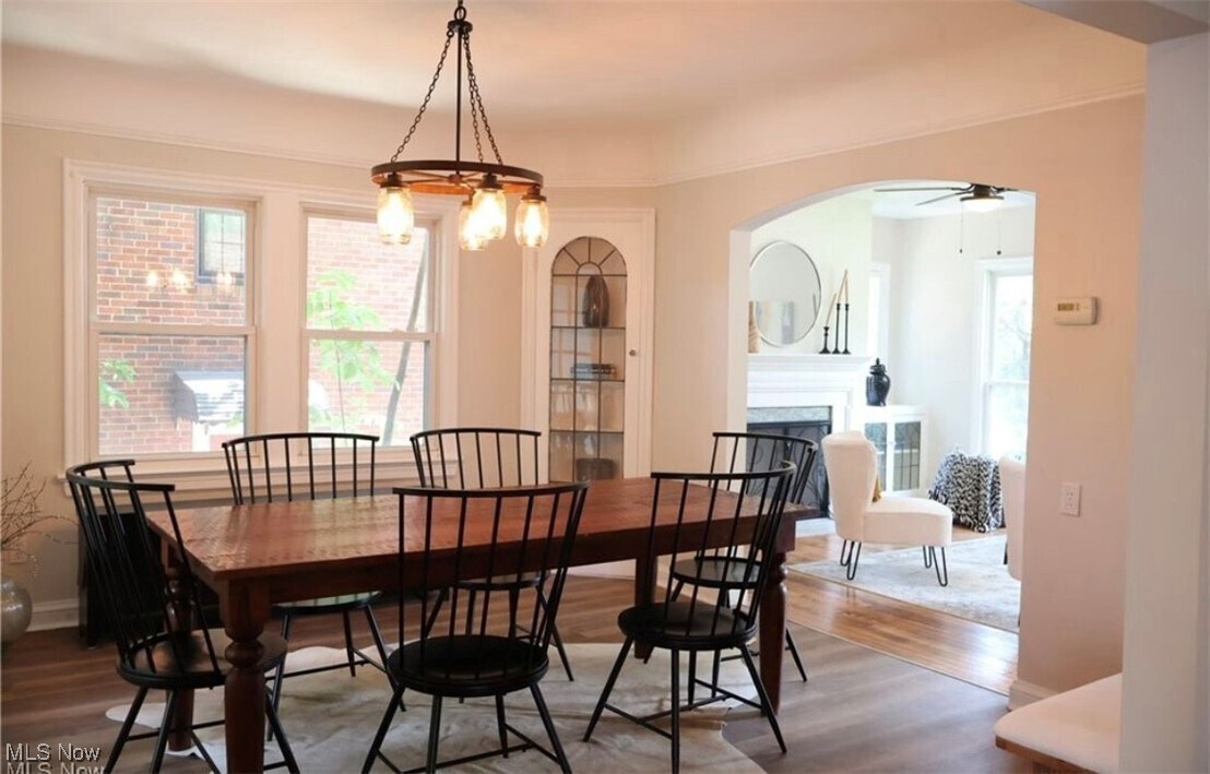 Foto principal - 3781 Washington Blvd