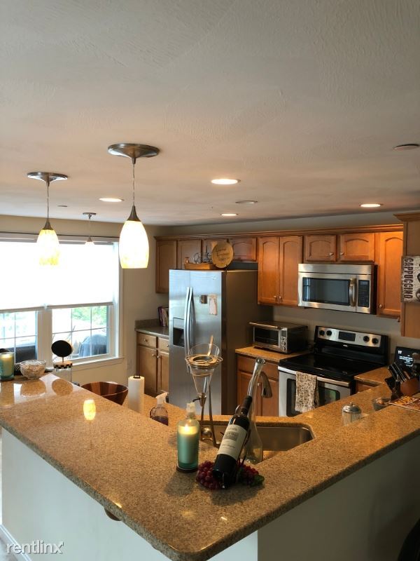 Primary Photo - 2 br, 1.5 bath Townhome - 82 Village Drive