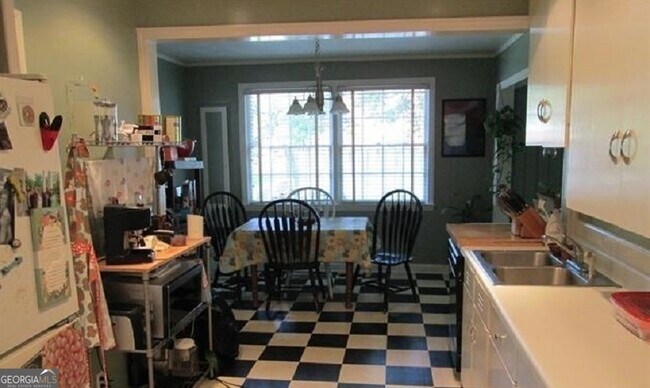 Building Photo - 2285 Elmridge Dr