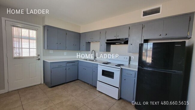 Foto del edificio - 6747 N 26th Ave