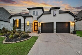 Building Photo - 149 Everest Dr