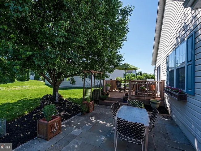 Building Photo - 19 Patriot Ct