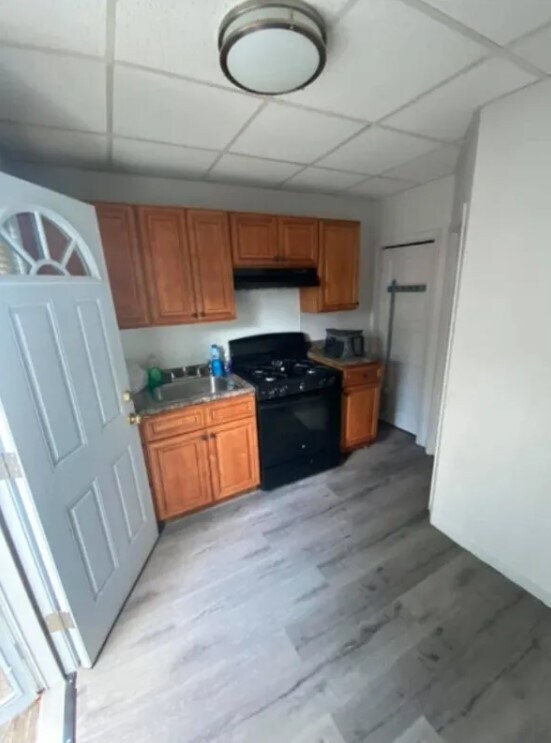 Building Photo - 152 N Robinson St