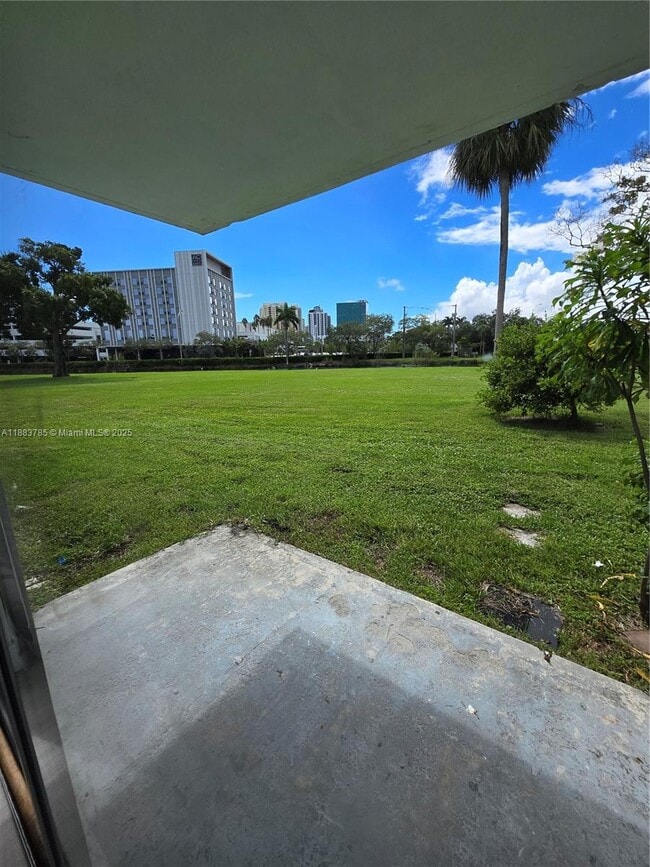 Building Photo - 7660 SW 82nd St