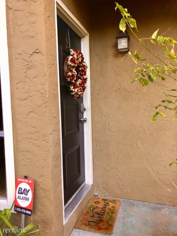 Primary Photo - 1 br, 1 bath Condo - 420 Alberto Way