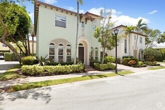 Building Photo - 105 Via Floresta Dr