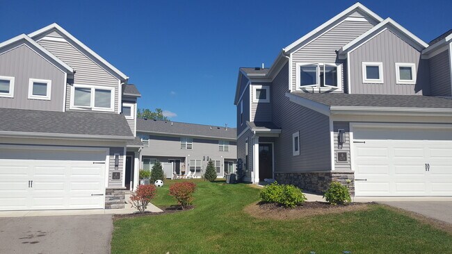 Foto del edificio - The Knoll Townhomes of Ada