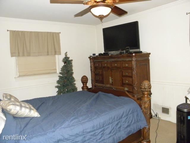 Foto del edificio - 3 br, 2 bath House - 2831 i Fairlane Drive
