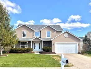Building Photo - 9465 Santa Clara Cir