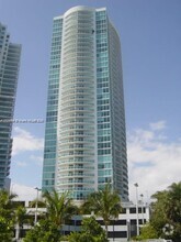 Building Photo - 2101 Brickell Ave