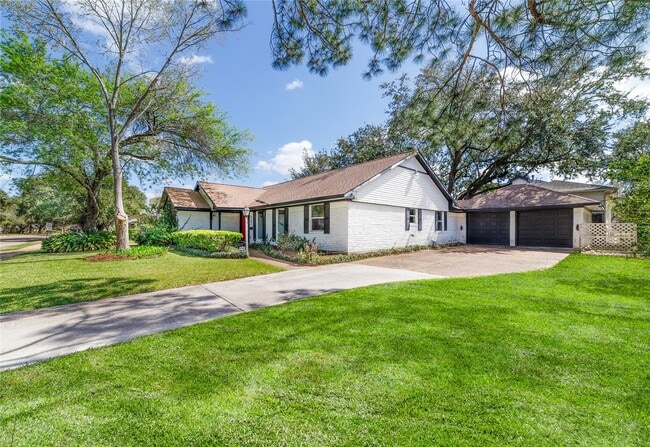 Foto del edificio - 5347 Rutherglenn Dr