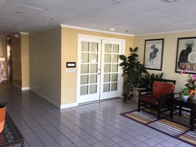 Lobby - Hayworth Apartments