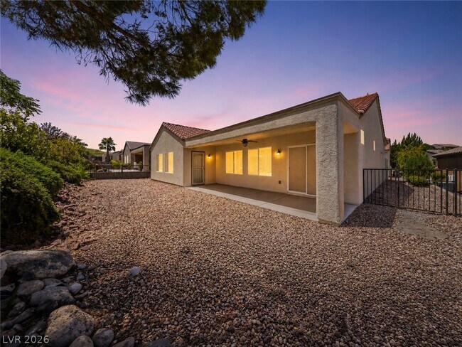 Building Photo - 2148 Shadow Canyon Dr