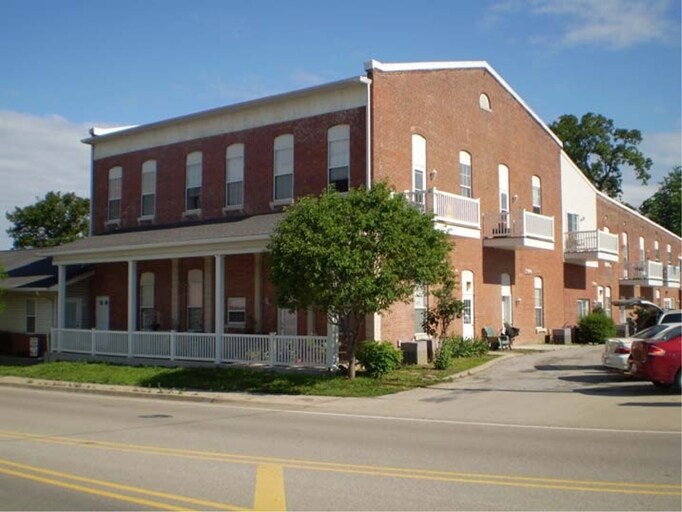 Primary Photo - 503-505 Park St