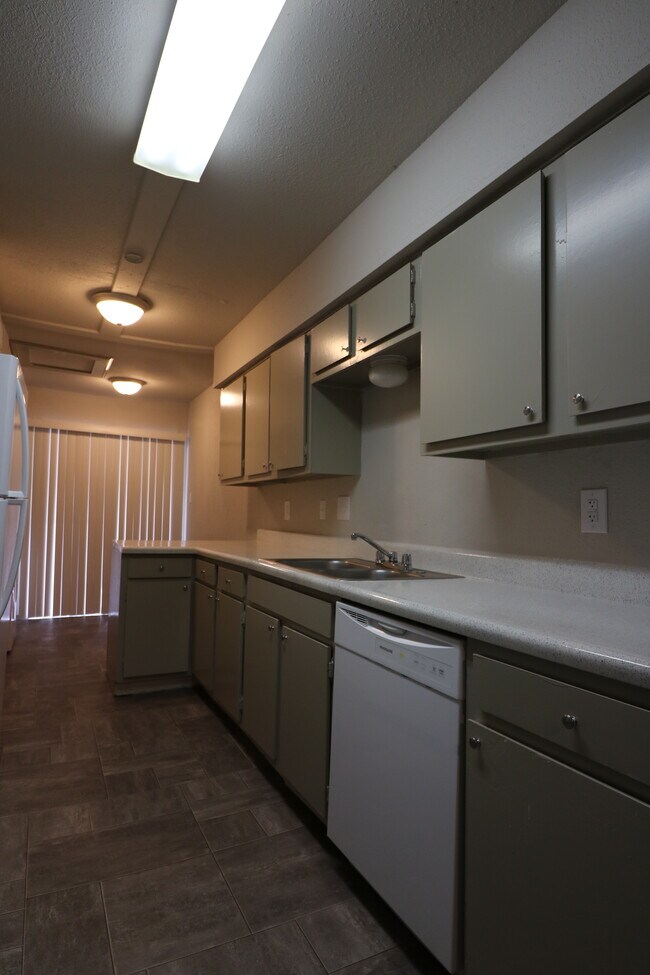 Foto del edificio - 6200 W Tidwell Rd