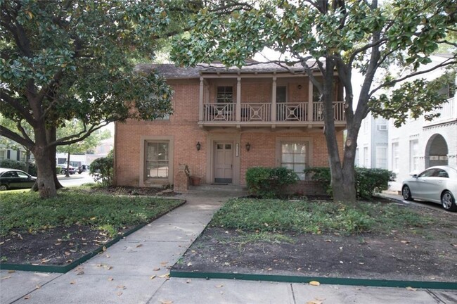 Building Photo - 4501 Emerson Ave