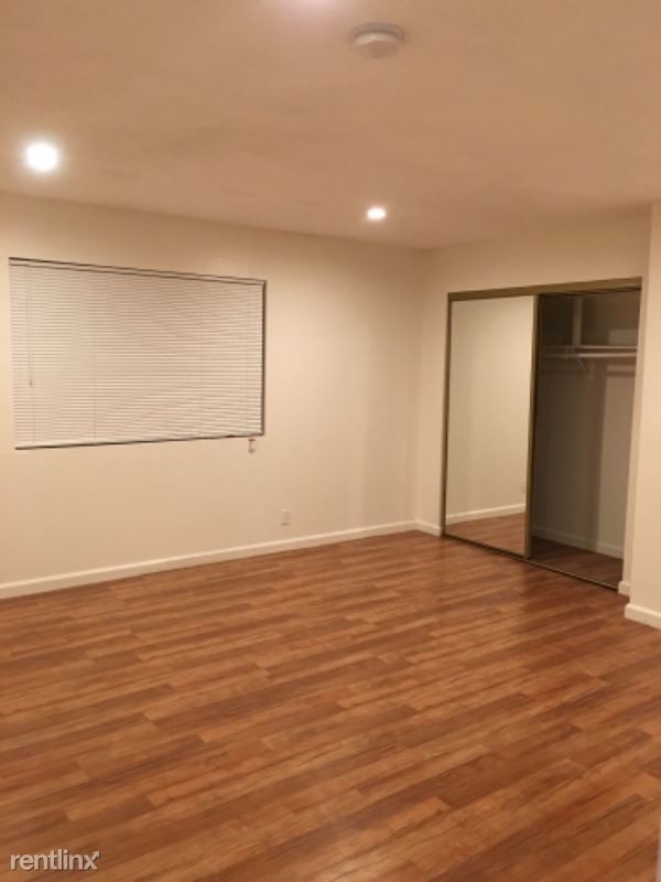 Foto del edificio - 880 W 3rd St