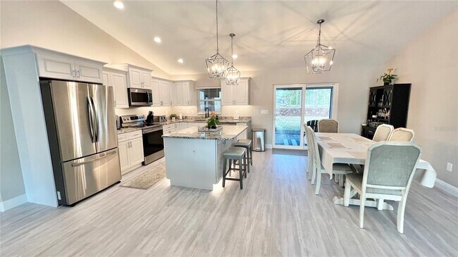 Foto del edificio - 6980 SW 179th Ave Rd