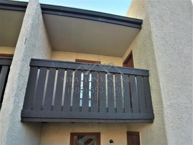 Foto del edificio - 1927 E Hampton Ave