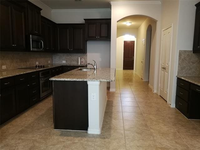 Building Photo - 2019 San Marino Ln