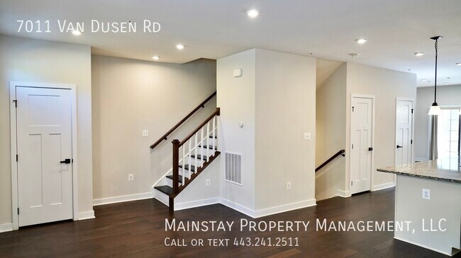 Foto del edificio - 7011 Van Dusen Rd