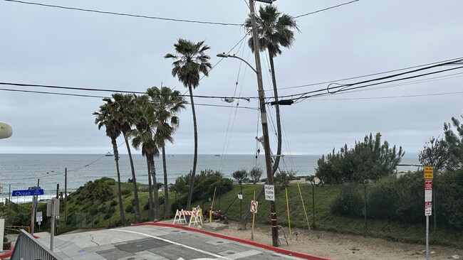 View from Steps - 116 45th St