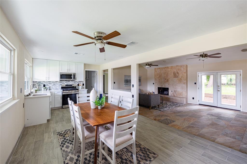 Primary Photo - 505 Meadowbrook Dr