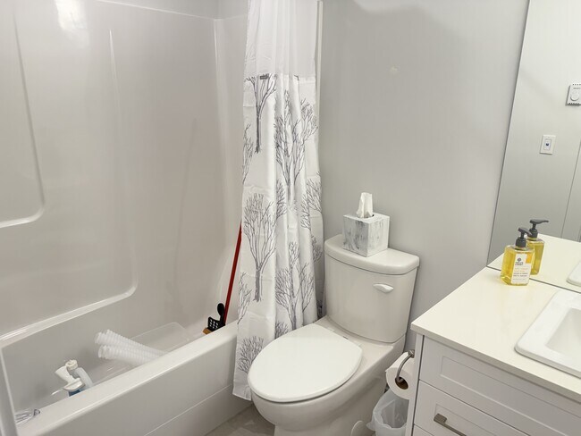 Photo du bâtiment - 660 Beach Rd