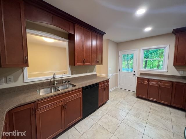 Building Photo - 4 br, 3 bath House - 4502 Brandt Ridge Dr