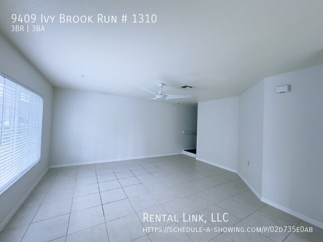 Foto del edificio - 9409 Ivy Brook Run