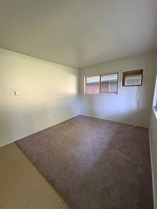 Foto del edificio - One bedroom one bathroom apartment for rent