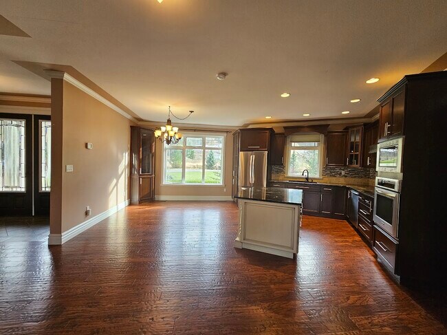 Photo du bâtiment - 6230 Bradner Ln