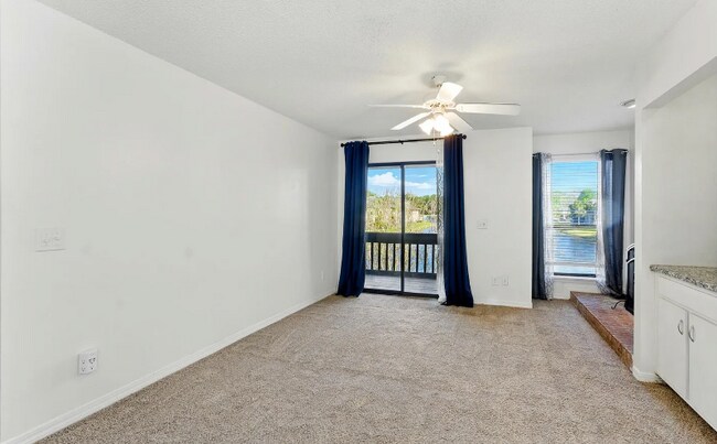 Foto del edificio - 10200 Belle Rive Blvd