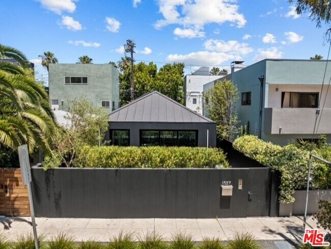 Foto del edificio - 1527 Cabrillo Ave