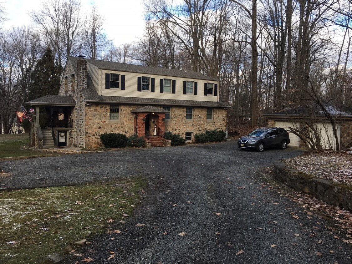 Front of house - 107 Reinman Rd