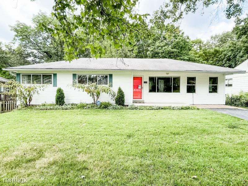 Foto principal - 3 br, 1 bath House - 139 Embassy Ln.