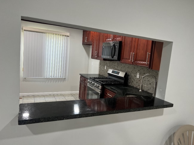 Building Photo - 29 Nicole Terrace