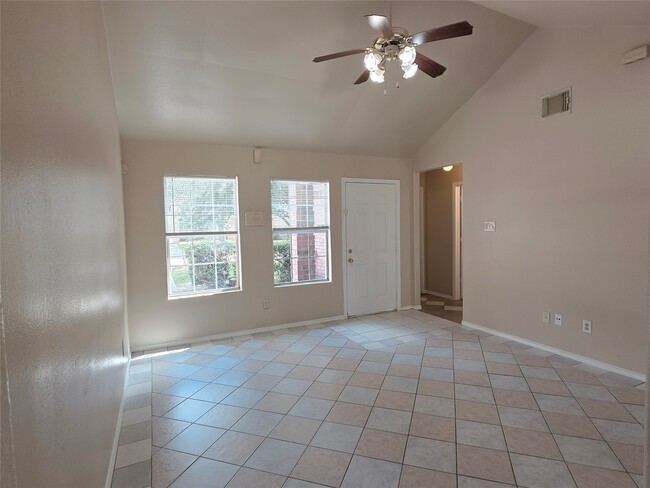 Building Photo - 12603 Rio Grande Ln