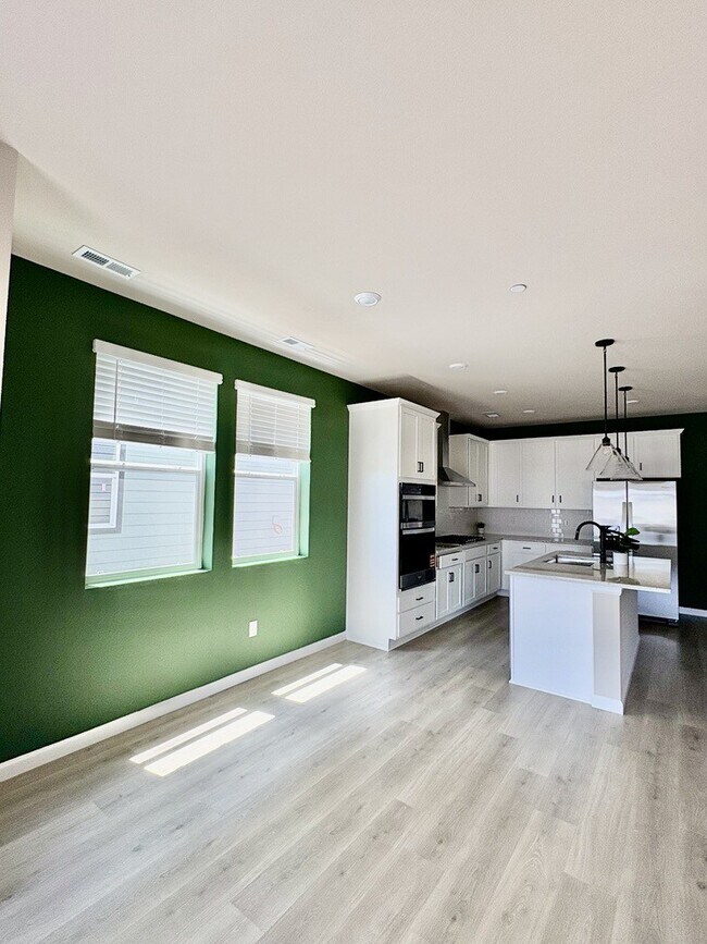 Foto del edificio - 978 Nettle Ln