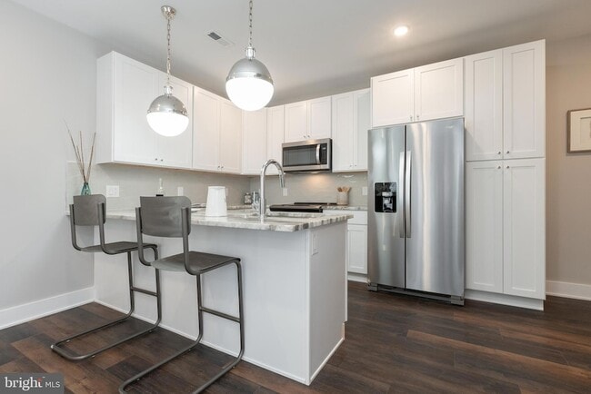 Photo - 45 W Haines St Apartment