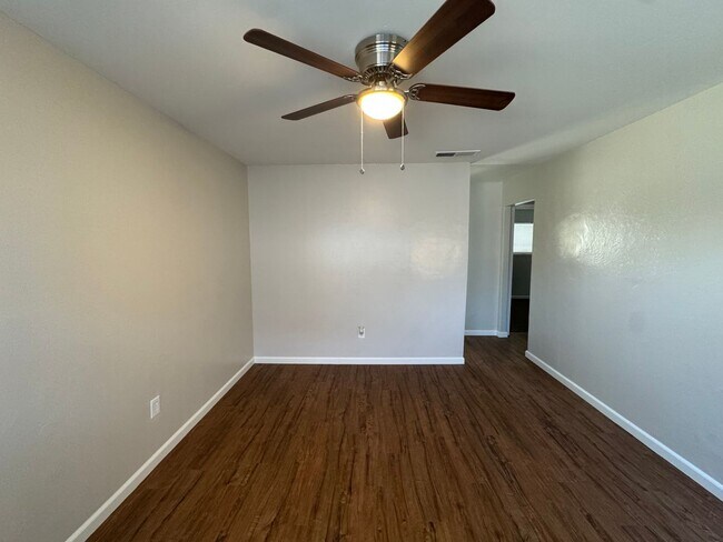 Foto del edificio - 1800 Orange St