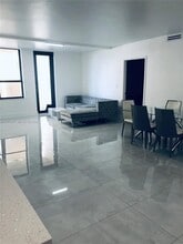 Building Photo - 10185 Collins Ave