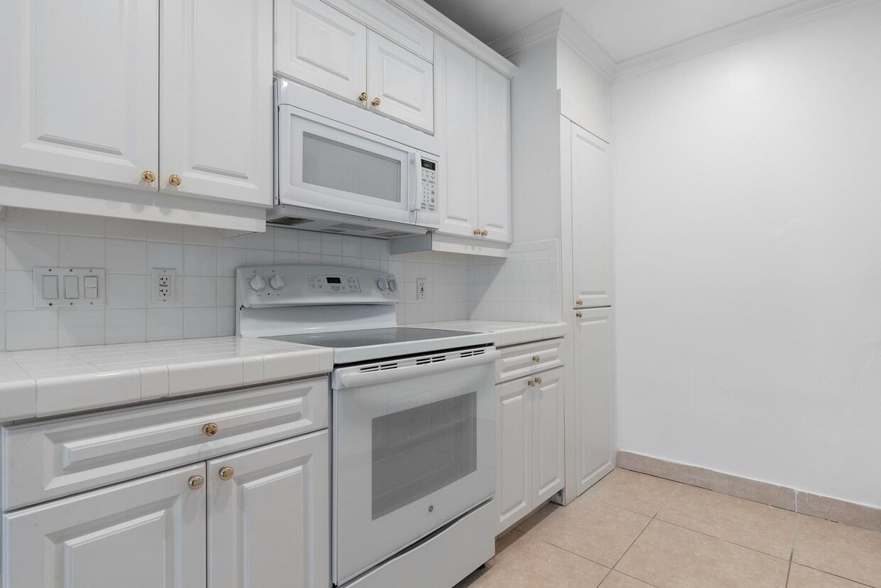 Foto principal - 440 NE 17th Way