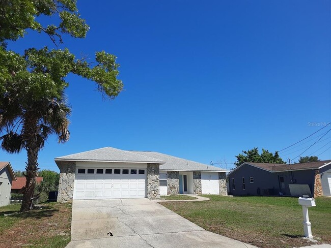 Building Photo - 8515 Jolly Roger Dr