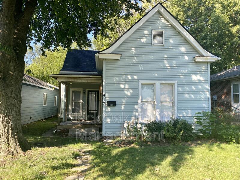 Foto principal - 917 Watt St