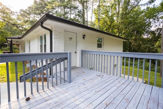 Building Photo - 1138 Gerald Pl SW