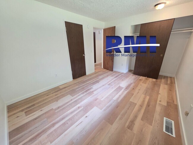 Foto del edificio - 3-bedroom Gem located in the Bethel Valley Community!