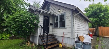 Building Photo - 11252 Dartford St